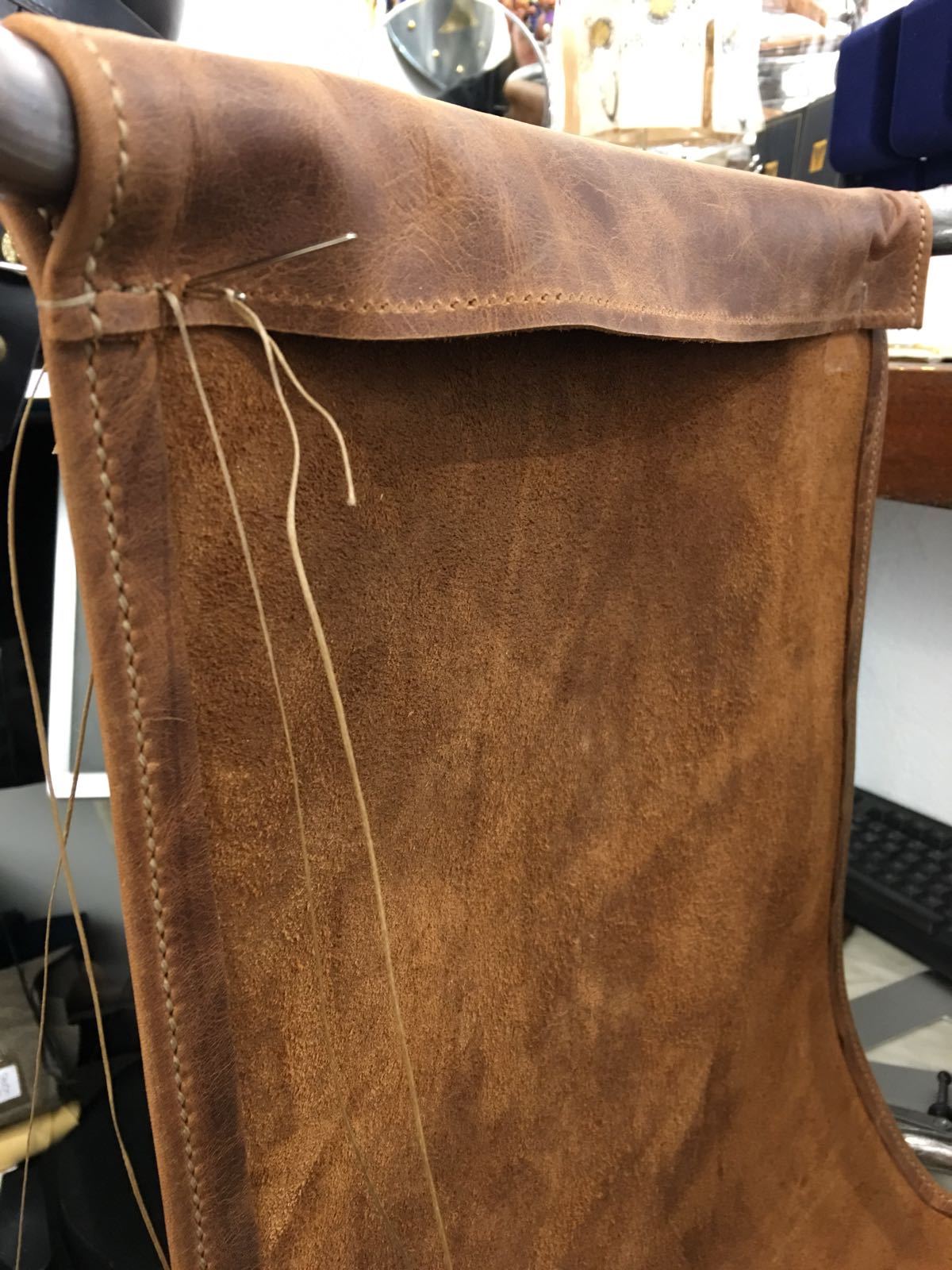 Costura del asiento de cuero_2